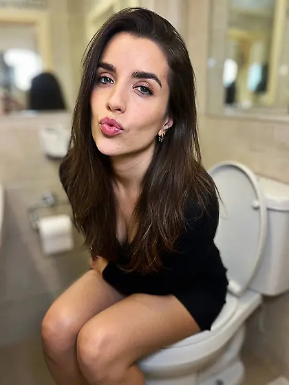 italian bitch on a toilet