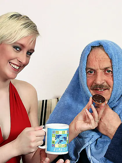 Shes helping bath suddenly