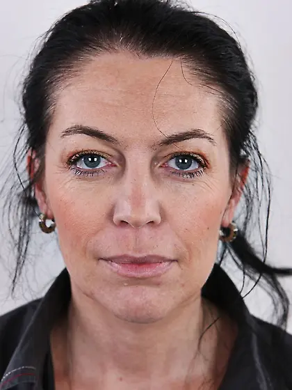 Matured lady action shows