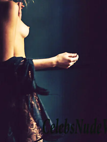 Cailin Russo Topless Photos