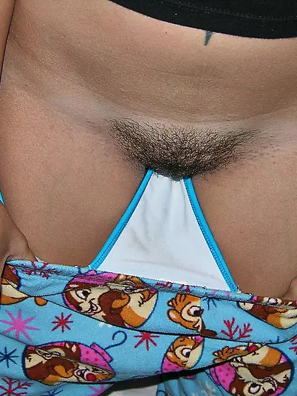 TEEN PAJAMA HAIRY PUSSY