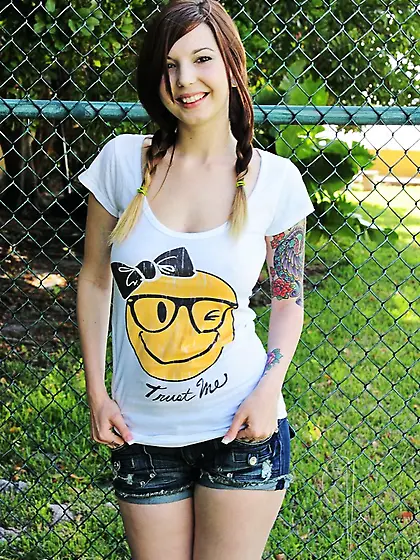 Sporty girl with braids Ivy Jean strips on the court and enjoys