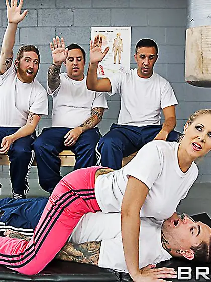 Julia Ann is a busty MILF and this time she is about to show her