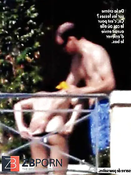 Kate Middleton Bare-Breasted