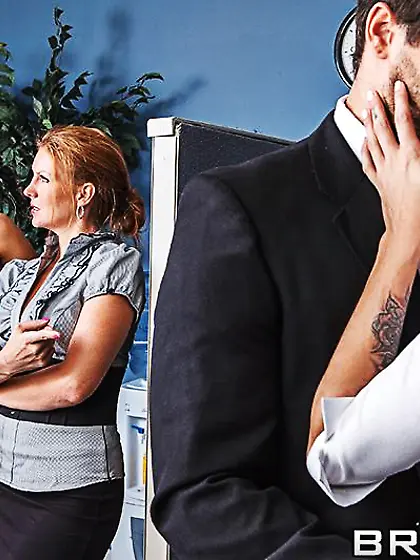 Juelz Ventura and Gia Dimarco are always ready to spread their b