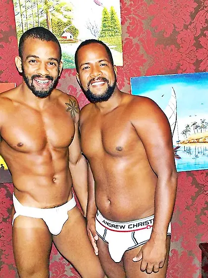 Ebony gay blackbigdick21cm dancing