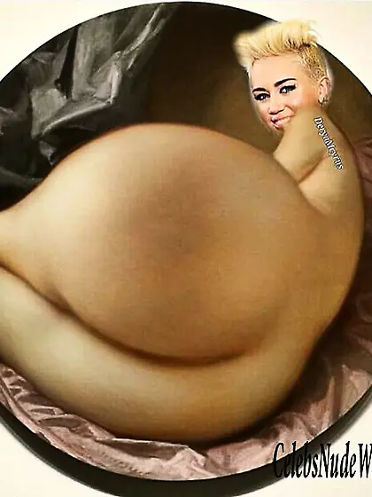 Sexy photos of Miley Cyrus