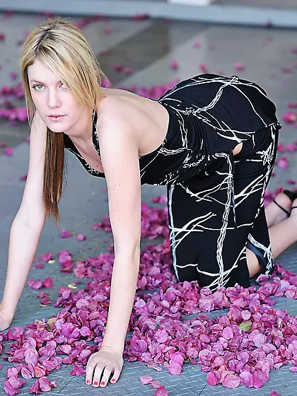 Riley Ray feels alone so she has to do something nasty to make h