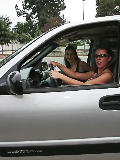 Penny Flame and Kelly Kline strip their clothes together and sha