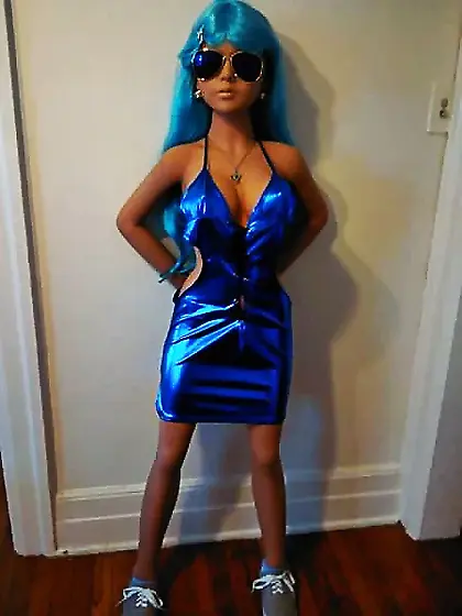 Nina's clubbing dress