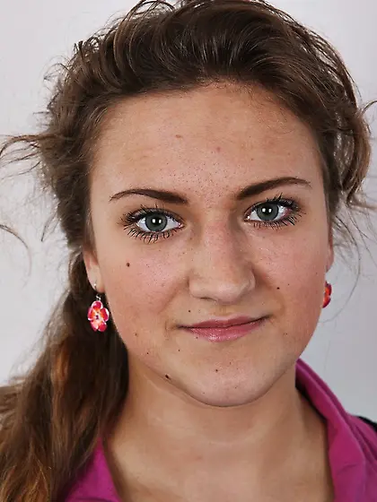 Lusty young brunette bouncy