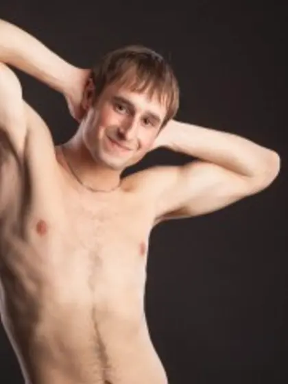 Brunette henryhun perform close