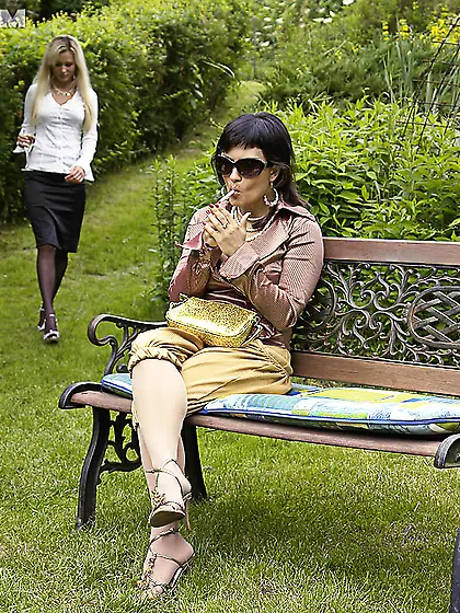 Beautiful horny girls meet