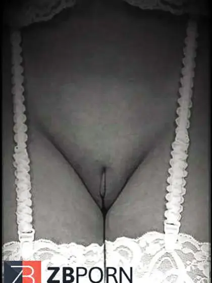 KEY - Monochrome 13 Pantyhose and Killer Underwear