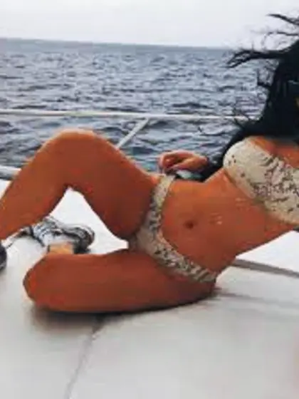 Bikini Cam Girls of Lnk. Ac