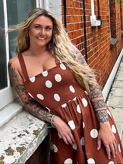 My sexy ass cousin Danielle