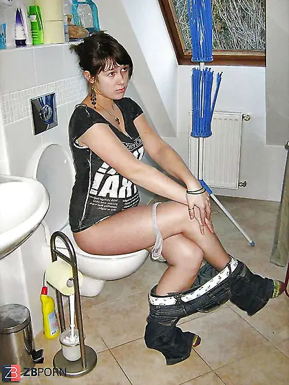 (TTL) toilet fucksluts