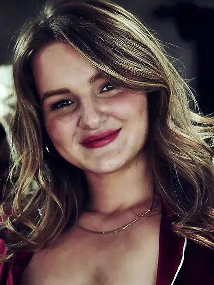 Teen pussy fingering