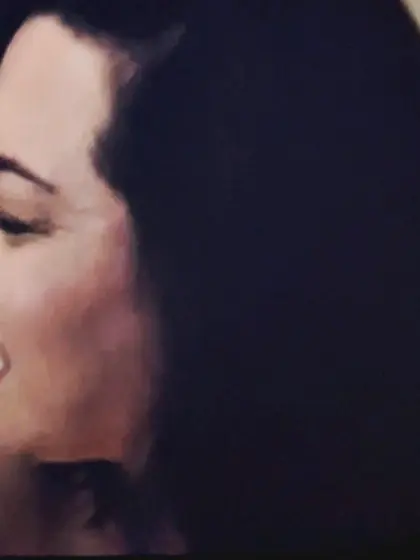 Aubrey Plaza & Margaret Qualley lesbian sex scene