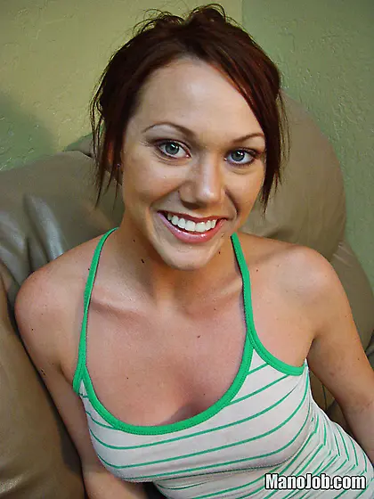 The licentious burning hot chick Samantha Sin is playing with di