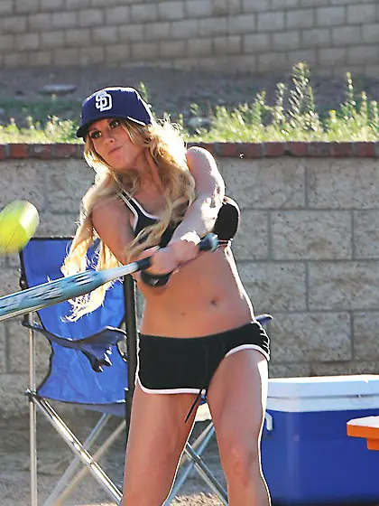 Guy is teaching Charisma Cappelli tennis and she is teaching him