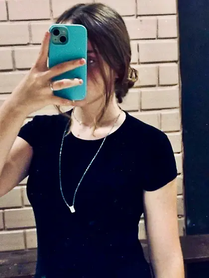 Jaqueline,  una bomba brasileña de 18 años