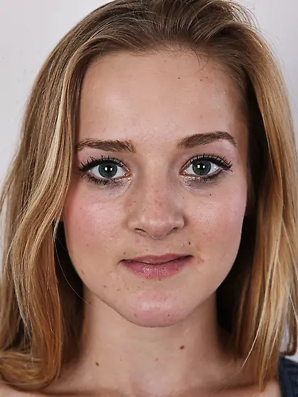 Sweet lusty blonde full