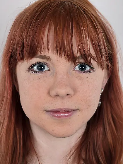 My cock is getting harder by the second for this redhead