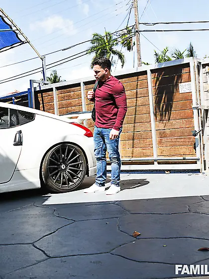 Loves hard sex without caring about a big facial and such