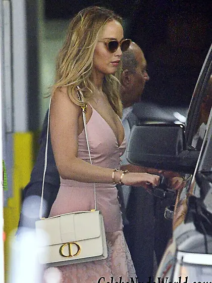 Jennifer Lawrence Cleavage