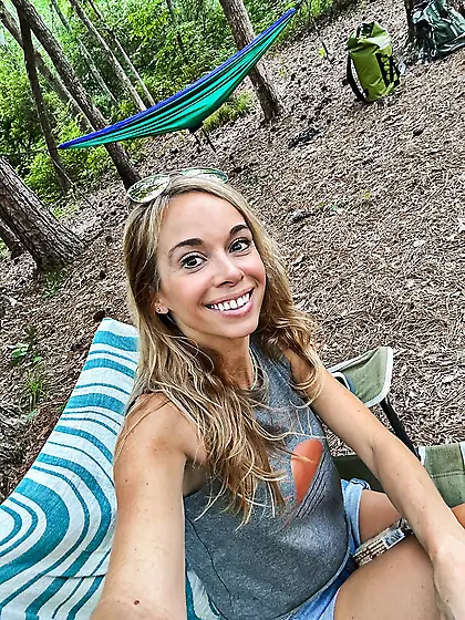 Sarah teases then gets naked for GGW