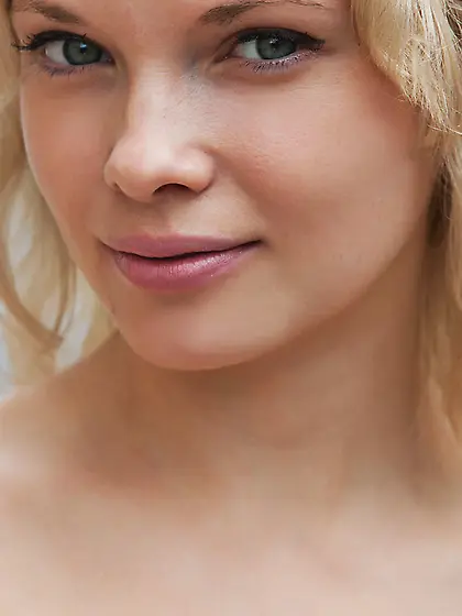 Blondie sweet smile slides