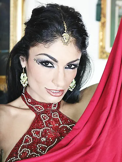 Persia Pele slowly strips her oriental dress and gets her fanny