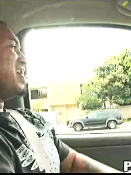 Brunette babe trimmed bush