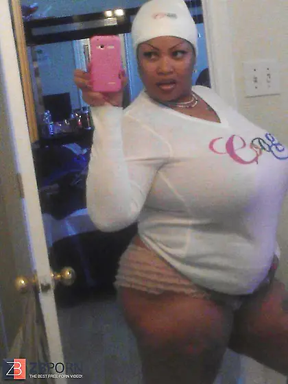 Carria Minuet Prude AKA Mz Golden Mammary aka Mz Cream Colored C