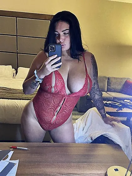 British Chav Emma Leigh