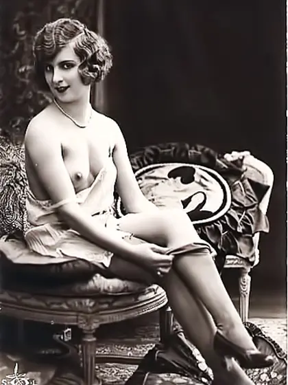 Big ass vintage bimbos