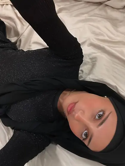 Hot arab hijabi slut