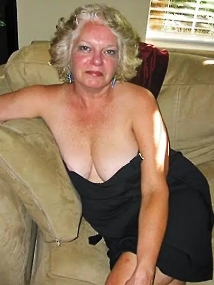 Trish slut wife from Jarell texas