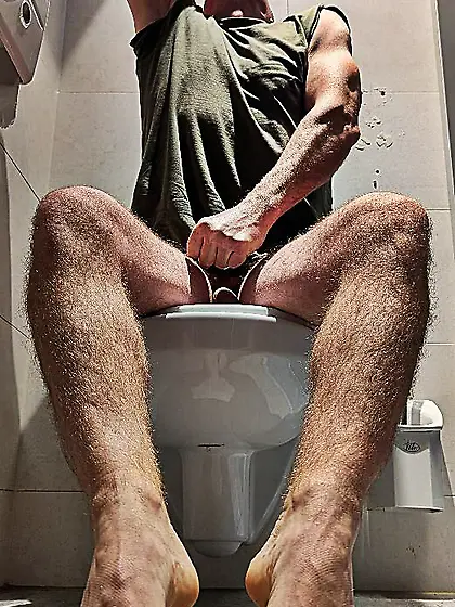 Andy Gymnast toilet rest stop lust 57