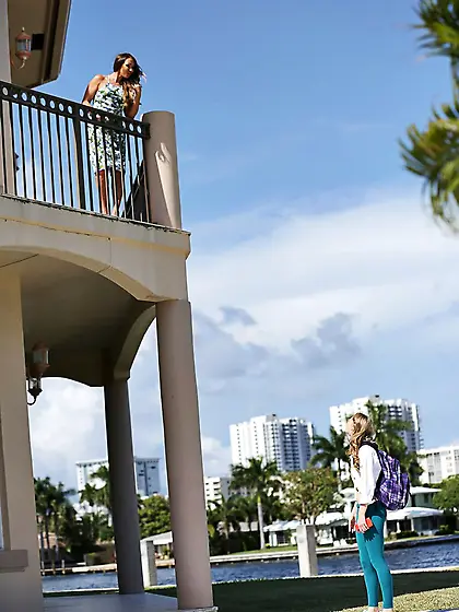 Australian lesbian mom