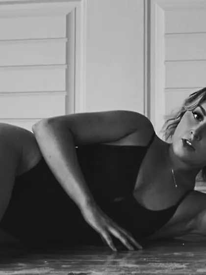 Fuck my Wife! Let her milk your hard cock