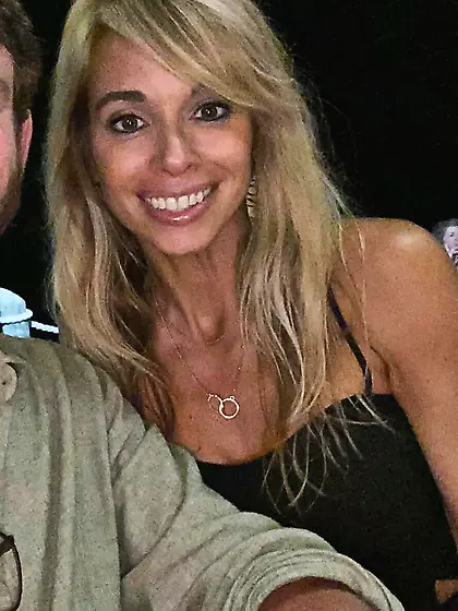 Sarah teases then gets naked for GGW