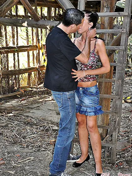 Horny teenage brunette sucks