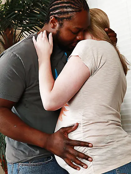 Chunky amateur interracial blowjob