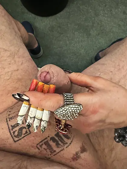 CHAIN SMOKING SHIRLEY