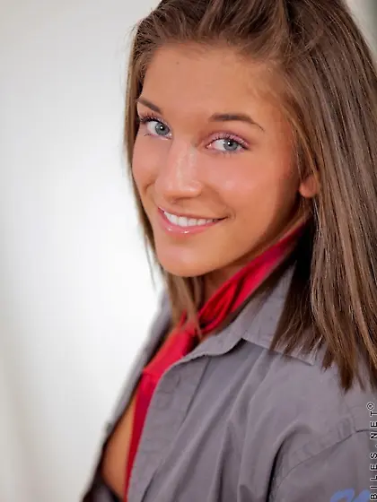 Mischa Brooks from USA