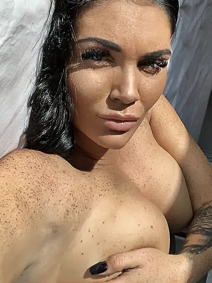 British Chav Emma Leigh