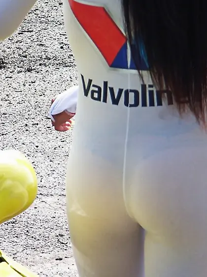 Sexy tuning show,  car wash in Vicenza