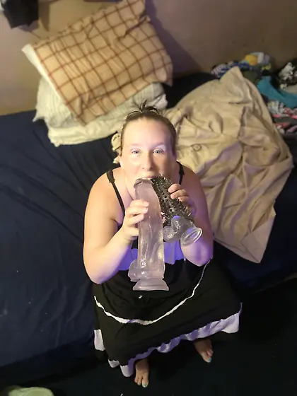 Jess New Hampshire wanna use her?lemme know